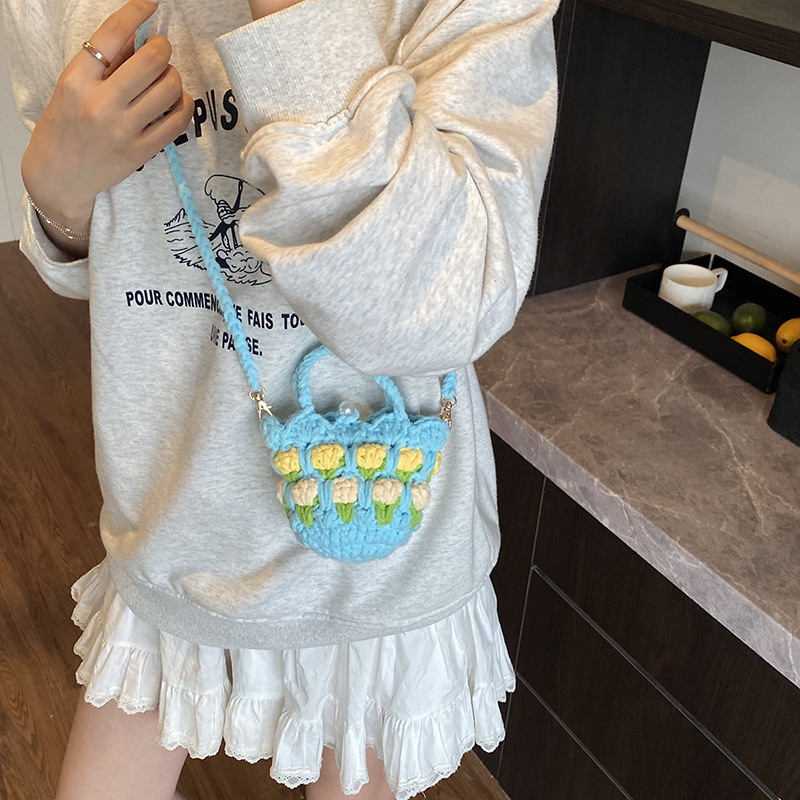女の子用スイートミニ子供用クロスボディバッグ、キュートな花柄 - Mini Backpack Purse のレビューと価格